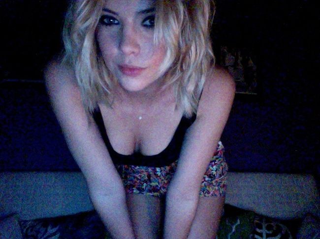 Ashley Benson nude