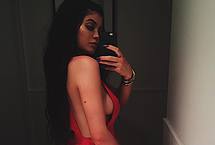 Kylie Jenner Nude