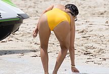 Kourtney Kardashian Nude