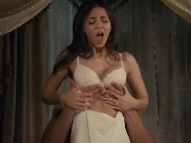 Victoria Justice Nude