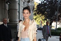 Sara Sampaio Oops