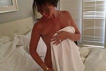 Nikki Cox Nude