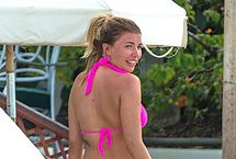 Olivia Buckland Nude