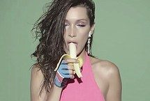 Bella Hadid Nude