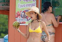 Alessandra Ambrosio Nude