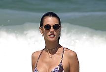 Alessandra Ambrosio Nude