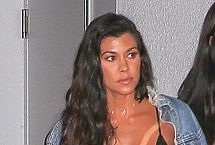 Kourtney Kardashian Nude