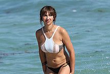 Jackie Cruz Nude