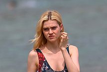 Nicola Peltz Nude