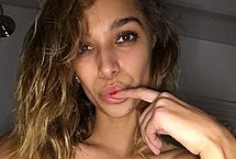 April Love Geary Nude Leak