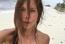 Rhona Mitra Nude Leak