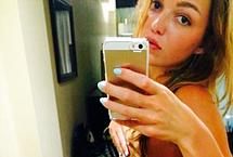 Lili Simmons Nude Leaked
