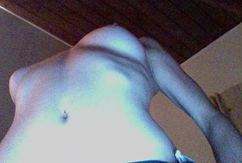 Yvonne Strahovski Leaked Nude