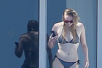 Sophie Turner Nude