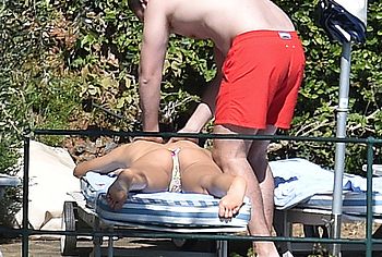 Laura Barriales Nude