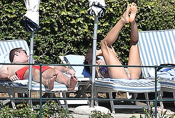 Laura Barriales Nude