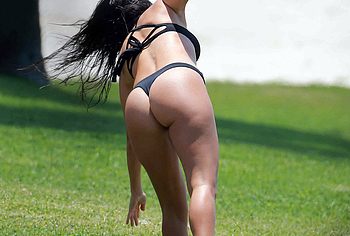 Kourtney Kardashian Nude