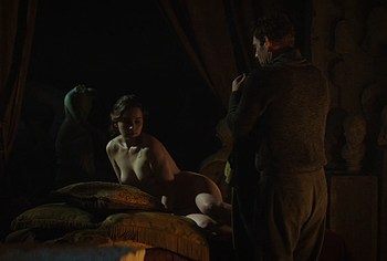 Emilia Clarke Nude