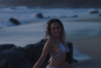 Miley Cyrus Nude