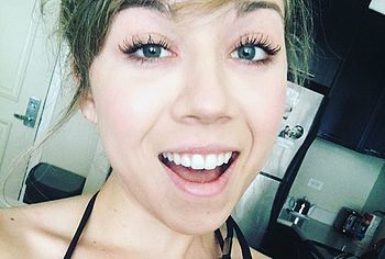 Jennette McCurdy Nude