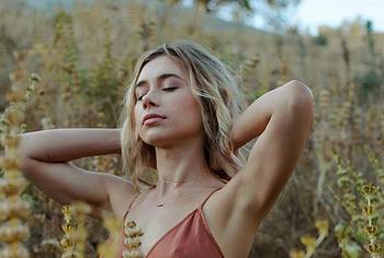 Olesya Rulin Nude