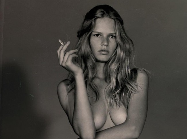 Anna Ewers Nude