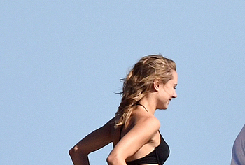 Kimberley Garner Nude