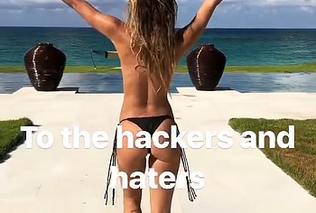 Alexis Ren Nude