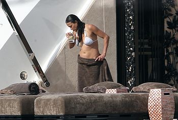 Michelle Rodriguez Nude
