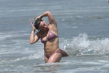 Hilary Duff Nude