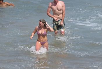 Hilary Duff Nude