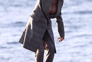 Pamela Anderson Nude