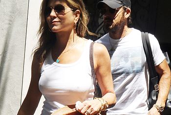 Jennifer Aniston Nude