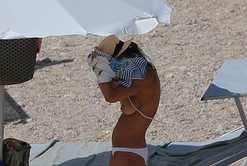 Martina Colombari Nude