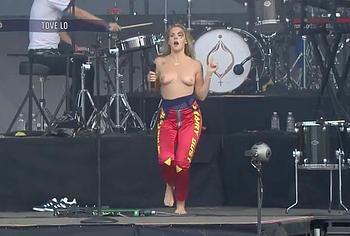 Tove Lo Nude