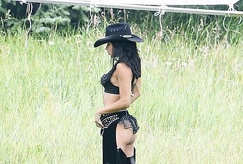 Adriana Lima & Alessandra Ambrosio Nude