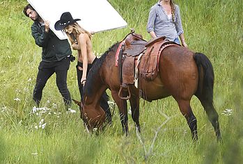 Josephine Skriver Nude