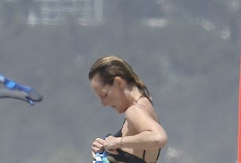Helen Hunt Nude