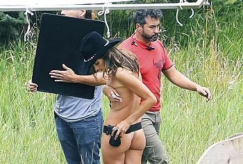 Alessandra Ambrosio Nude