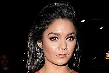 Vanessa Hudgens nude