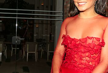 Vanessa Hudgens nude