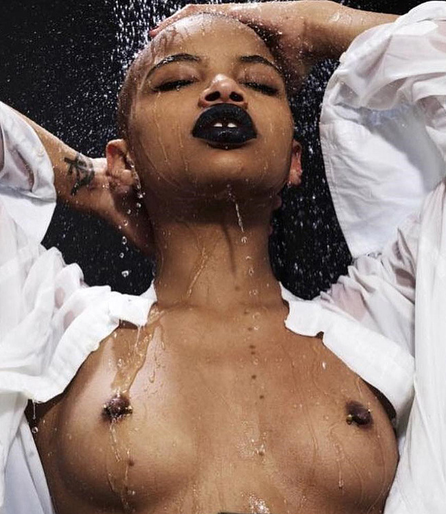 Slick Woods Nude