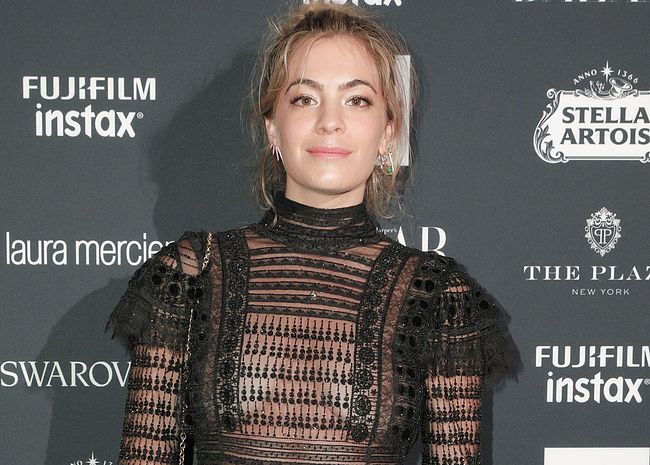 Chelsea Leyland Nude