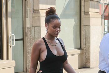 Rihanna Nude
