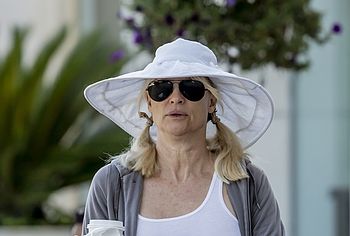 Nicollette Sheridan Nude