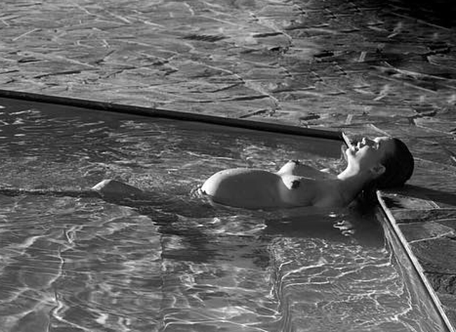 Behati Prinsloo Nude