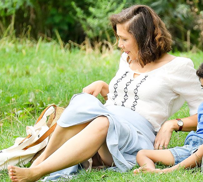 Maggie Gyllenhaal Nude