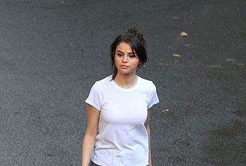 Selena Gomez Nude
