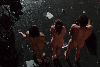 Mackenzie Davis And Vanessa Hudgens Nude