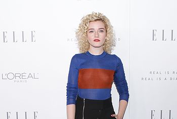 Julia Garner Nude